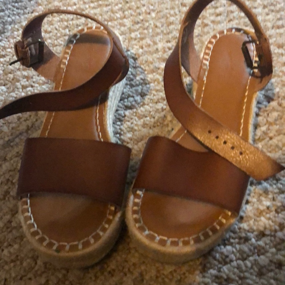 Brand new platform sandals